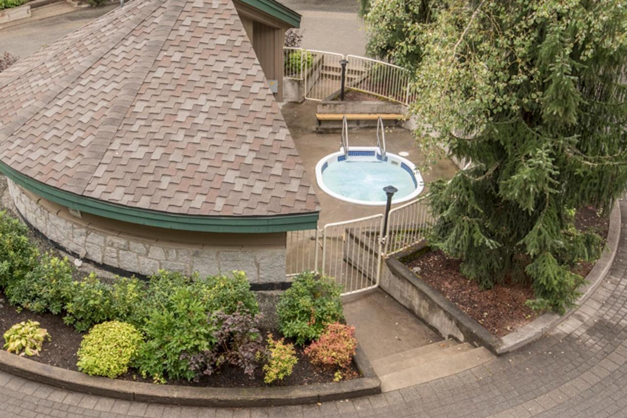 Valhalla Vacations At Whistler Eksteriør bilde