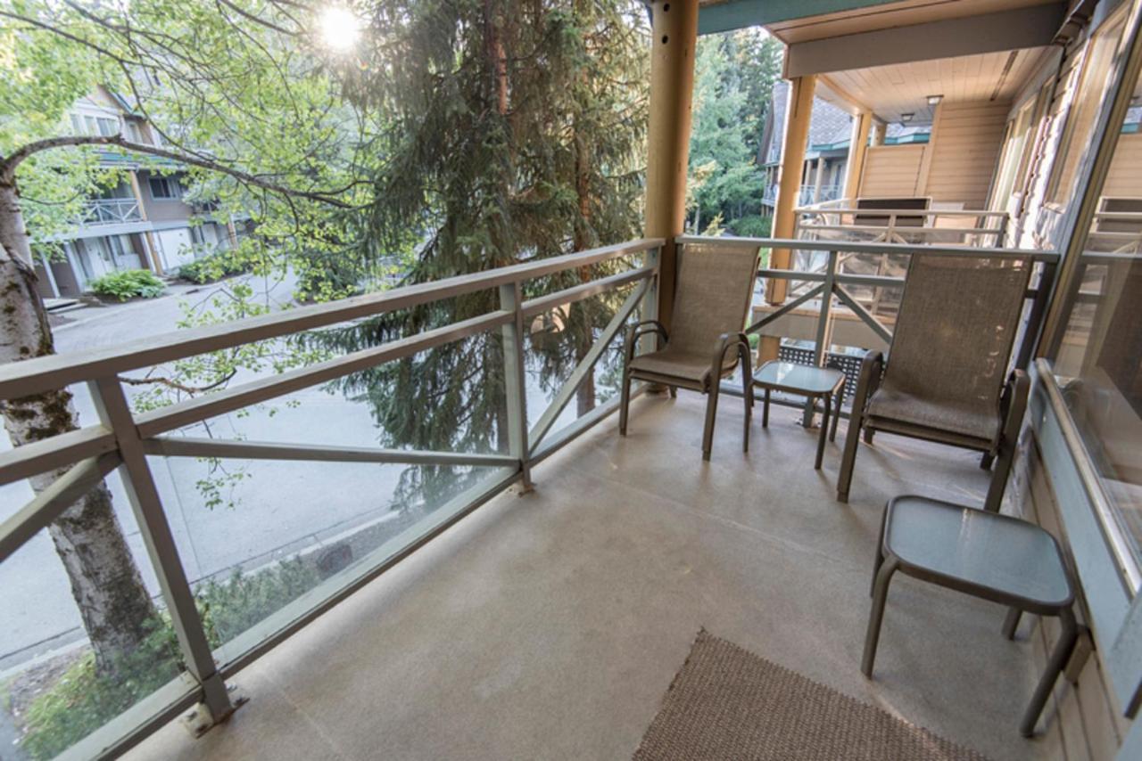Valhalla Vacations At Whistler Eksteriør bilde