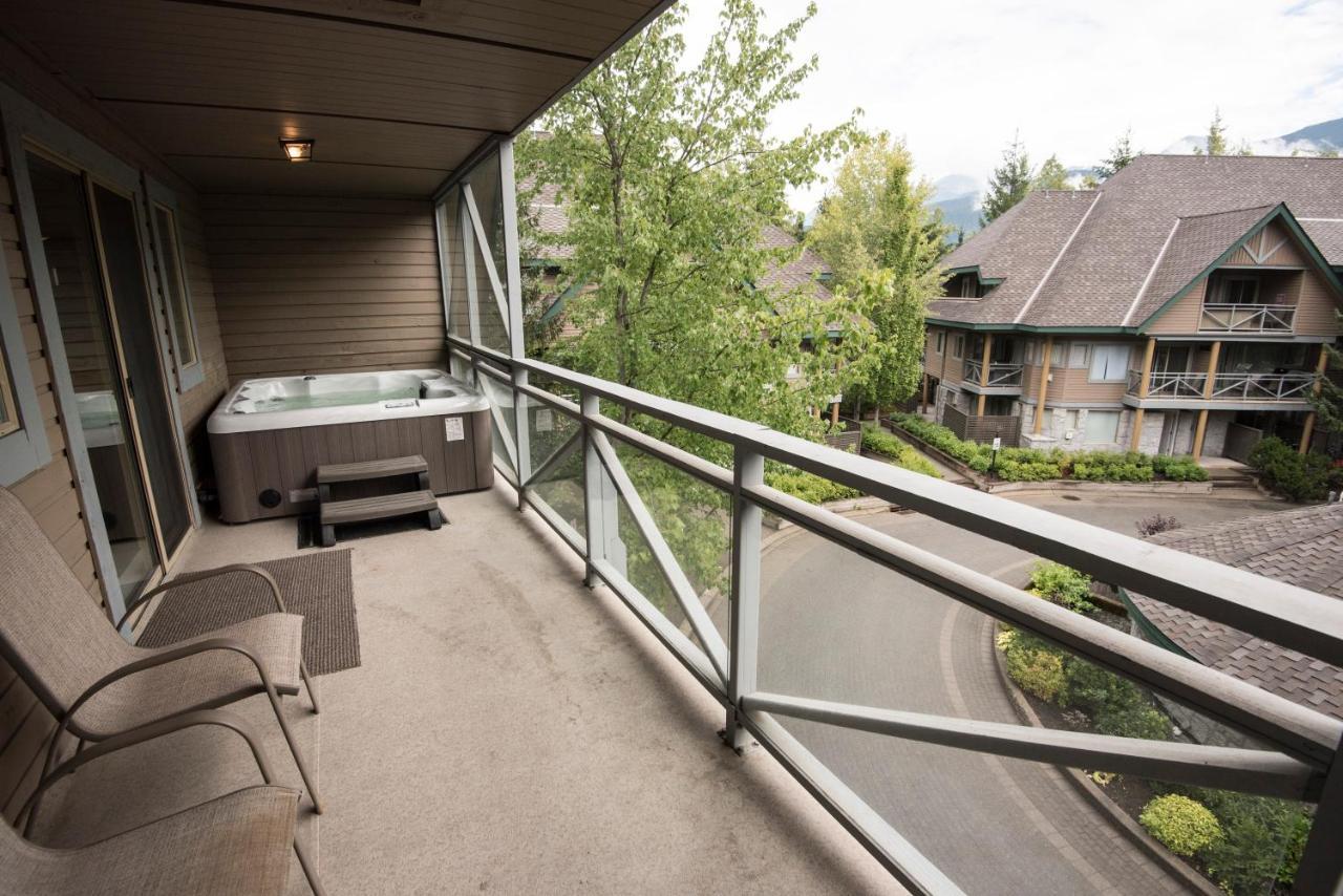 Valhalla Vacations At Whistler Eksteriør bilde