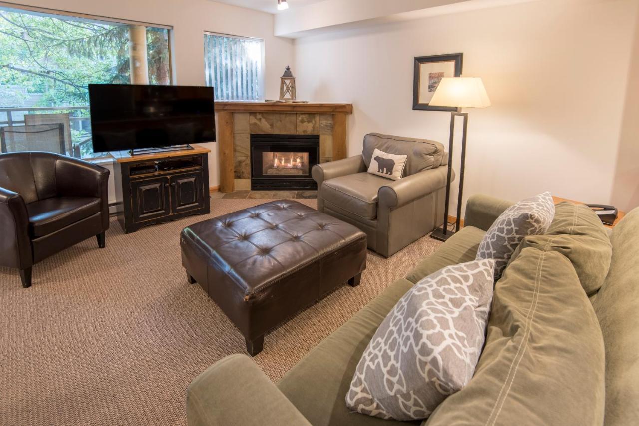 Valhalla Vacations At Whistler Eksteriør bilde